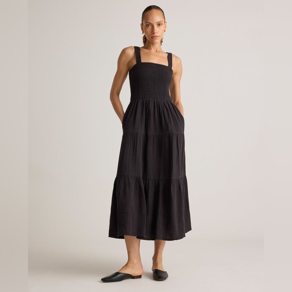 Quince - 100% Organic Cotton Gauze Smocked
Sleeveless Maxi Dress - S / Black